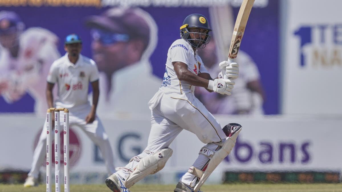SL vs BAN Live Score, 1st Test Day 4: Sri Lanka 465/6 at Lunch; Kamindu nears century